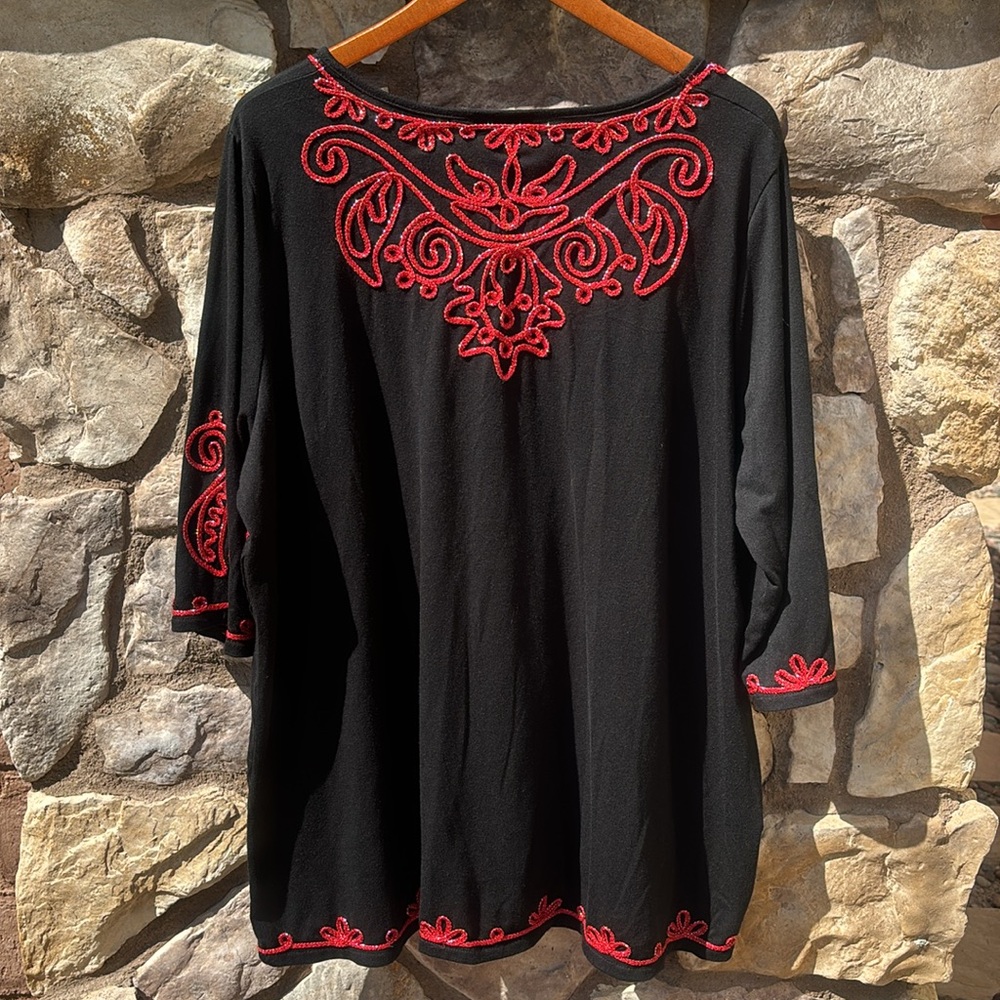 Catherines Embroidered Top Black Red 3/4 Sleeves Artsy Tunic Size 1X Boho - Picture 5 of 8